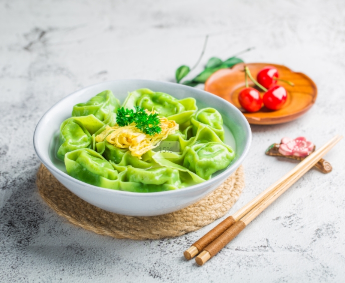 傳統(tǒng)手藝+AI質(zhì)檢！餃子工廠守護(hù)舌尖安全